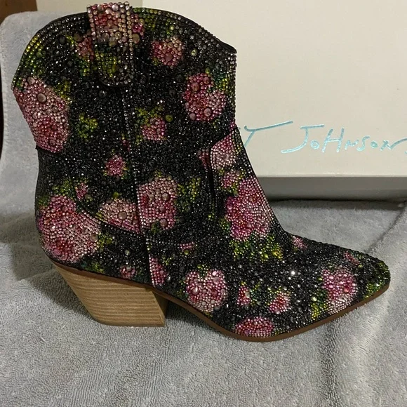 Betsy Johnson Black Floral Diva Western Embellished Ankle Boots - Picture 4 of 15